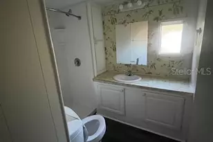 816 Beechwood Ave, Lady Lake, FL 32159 - Photo 12