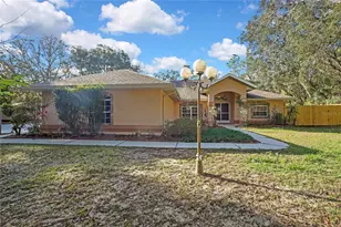 340 E Savoy St, Lecanto, FL 34461 - Photo 2