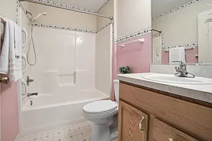 16865 SE 93rd Cuthbert Cir, The Villages, FL 32162 - Photo 20