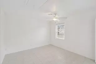 11045 Pine St, Leesburg, FL 34788 - Photo 12