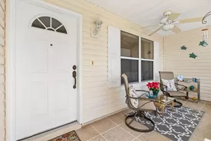 9211 SE 179th Osage Pl, The Villages, FL 32162 - Photo 4