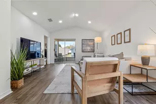 4517 Eaglewood Dr, Leesburg, FL 34748 - Photo 8