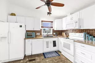 1229 Dustin Dr, The Villages, FL 32159 - Photo 6