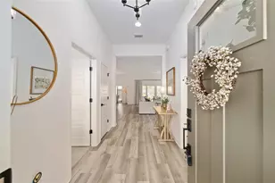 1661 VanBeck Cir, The Villages, FL 34762 - Photo 6