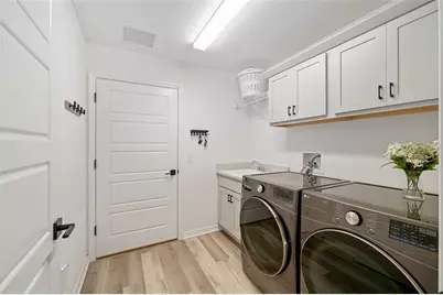 1661 Vanbeck Circle, The Villages, FL 34762 - Photo 30