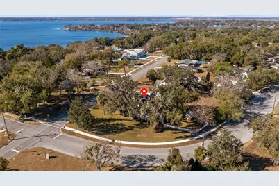 110 W Minnehaha Avenue, Clermont, FL 34711 - Photo 2