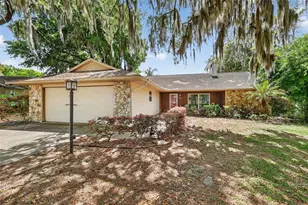 50 W Court Dr, Eustis, FL 32726 - Photo 4