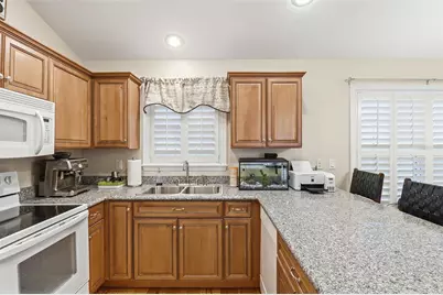 300 NW 12th Avenue, Crystal River, FL 34428 - Photo 8