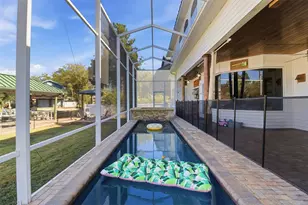 300 NW 12th Ave, Crystal River, FL 34428 - Photo 22