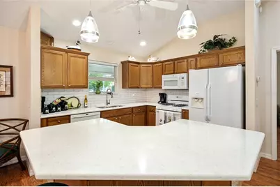 17713 SE 89th Milford Avenue, The Villages, FL 32162 - Photo 18