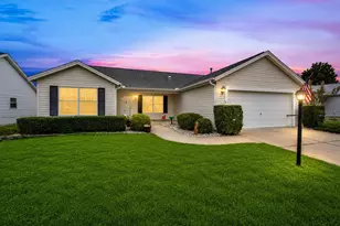 17713 SE 89th Milford Ave, The Villages, FL 32162 - Photo 2