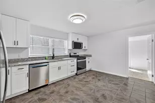 436 E Atwater Ave, Eustis, FL 32726 - Photo 8