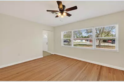 436 E Atwater Avenue, Eustis, FL 32726 - Photo 4