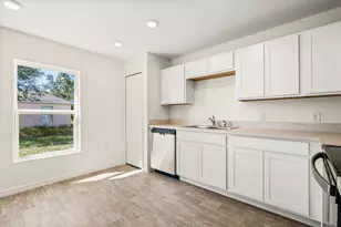 1822 Bering Rd, Kissimmee, FL 34759 - Photo 14