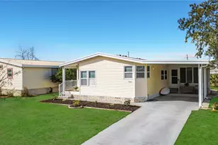 3016 Manatee Rd, Tavares, FL 32778 - Photo 2