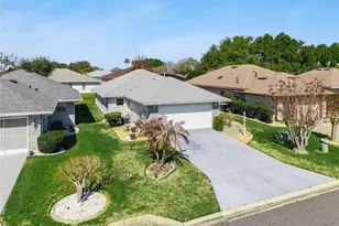 21617 Queen Elizabeth Ct, Leesburg, FL 34748 - Photo 2
