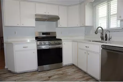 21617 Queen Elizabeth Court, Leesburg, FL 34748 - Photo 14