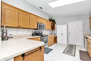 17990 SE 101st Terrace, Summerfield, FL 34491 - Photo 10