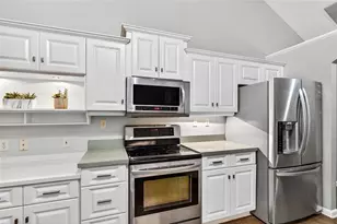 22301 Coronado Somerset Dr, Sorrento, FL 32776 - Photo 10