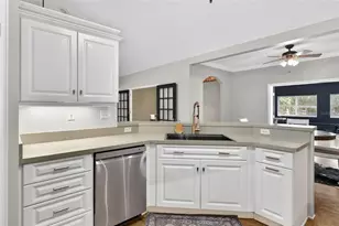 22301 Coronado Somerset Dr, Sorrento, FL 32776 - Photo 12