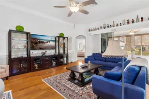 5245 China Sea Dr, Tavares, FL 32778 - Photo 4