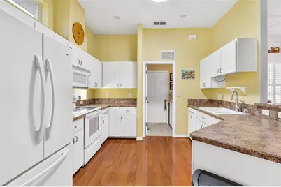 5245 China Sea Drive, Tavares, FL 32778 - Photo 10