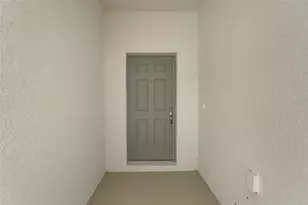 405 Silver Palm Dr, Haines City, FL 33844 - Photo 4