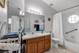 26035 Oakmount Dr, Leesburg, FL 34748 - Photo 6