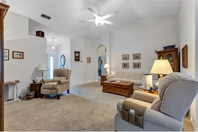 26035 Oakmount Drive, Leesburg, FL 34748 - Photo 10