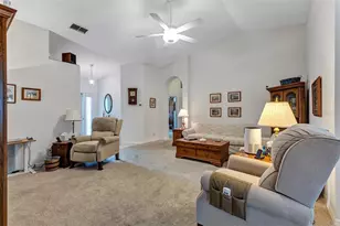 26035 Oakmount Dr, Leesburg, FL 34748 - Photo 10