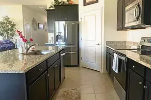 5042 Stokes Wy, Wildwood, FL 34785 - Photo 6