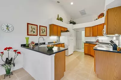 24128 Robinwood Street, Leesburg, FL 34748 - Photo 20