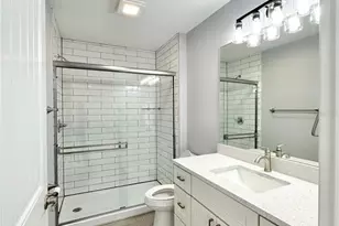 1336 La Jolla Cir, Lady Lake, FL 32159 - Photo 10