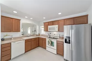 2303 Nautilus Ln, The Villages, FL 32162 - Photo 4