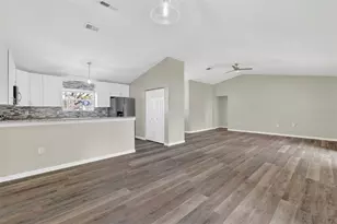 1120 Gardner Ln, Mount Dora, FL 32757 - Photo 10