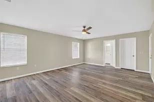 1120 Gardner Ln, Mount Dora, FL 32757 - Photo 16