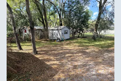 2010 1/2 Vine Street, Leesburg, FL 34748 - Photo 16