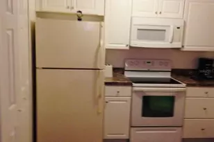 2010 1/2 Vine St, Leesburg, FL 34748 - Photo 6