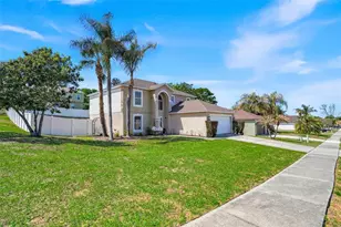 925 Roanoke Dr, Minneola, FL 34715 - Photo 4