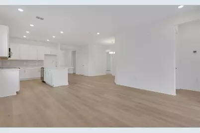 998 Swamp Chestnut Loop, Lady Lake, FL 32159 - Photo 14