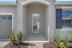 998 Swamp Chestnut Loop, Lady Lake, FL 32159 - Photo 2