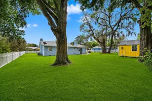 111 E Charlotte Ave, Eustis, FL 32726 - Photo 52