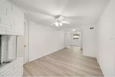 111 E Charlotte Avenue, Eustis, FL 32726 - Photo 32