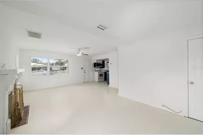 111 E Charlotte Avenue, Eustis, FL 32726 - Photo 18