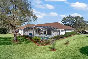 39407 Treeline Dr, Lady Lake, FL 32159 - Photo 4