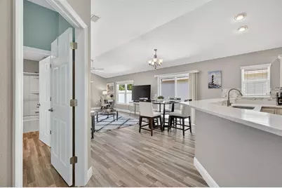 9203 SE 167th Ford Street, The Villages, FL 32162 - Photo 4