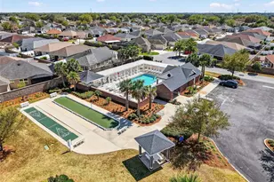 9203 SE 167th Ford St, The Villages, FL 32162 - Photo 38