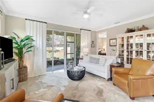 8093 Bridgeport Bay Cir, Mount Dora, FL 32757 - Photo 4