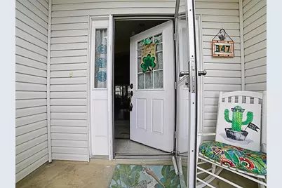 347 Bentwood Drive, Leesburg, FL 34748 - Photo 2