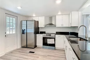 31700 Orange St, Sorrento, FL 32776 - Photo 12